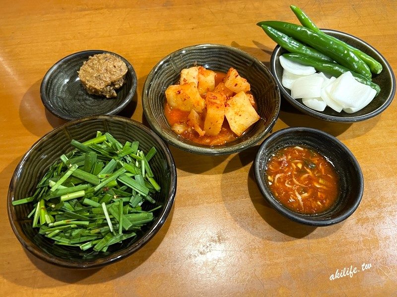 農民白岩血腸湯飯