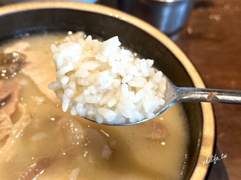 嚴湧帛豬肉湯飯