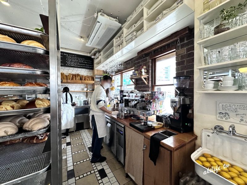 Artist Bakery